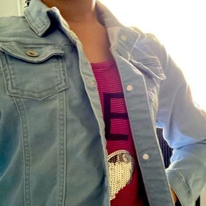 Light blue bottom up Jean jacket 💕